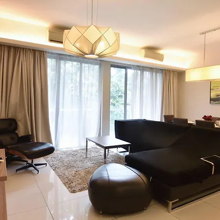 Pet Friendly Comfy 3Br Apt Bathtub & Parking